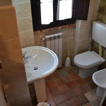 Agriturismo Marano Farm stay